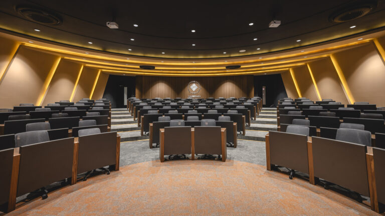 CALEIDO ESTUDIO gana el Premio Nacional de Diseño “DISEÑA MÉXICO 2025” por el Anáhuac Business & Innovation HUB