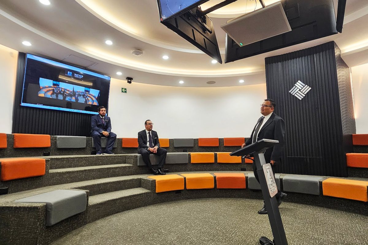 Caleido Estudio – Interiorismo – Anahuac Puebla – Aula 360